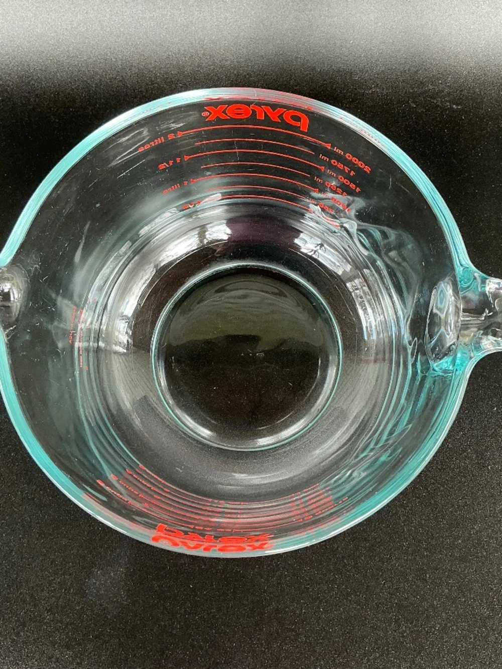Pyrex 8 Cup 2 Qt Glass Measuring Cup Red Lettering USA No Chips Cracks - Picture 2 of 14